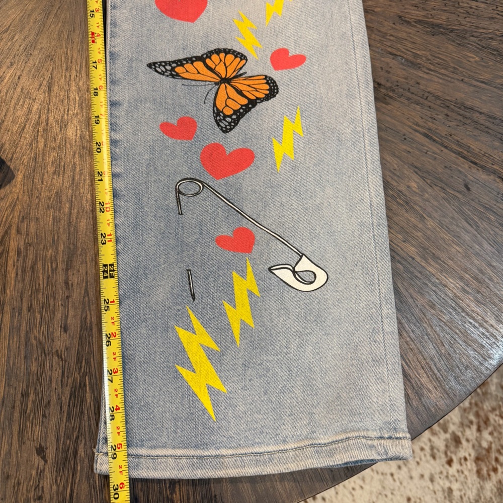 AKIRA Graphic Butterfly Pop Art Jeans High Rise Statement Denim Size 27 - Picture 9 of 11